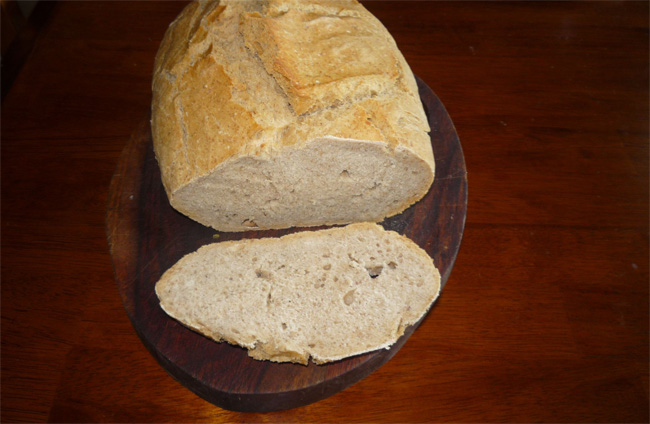 cseréptalban sült kenyér